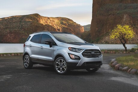 5 best SUVs with the most boot space.
