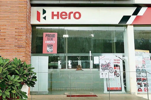Hero Motocorp फ र श र करन ज रह प र डक शन 24 मई स बनन लग ग ब इक स क टर News18 Hindi