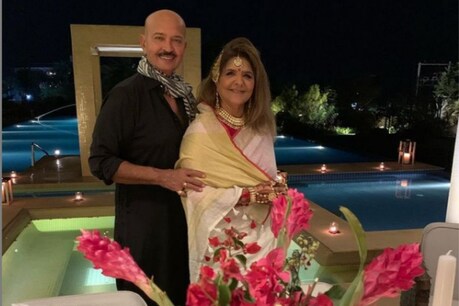राकेश रोशन और पिंकी रोशन की 50वीं सालगिरह. (फोटो साभार : pinkieroshan/Instagram)