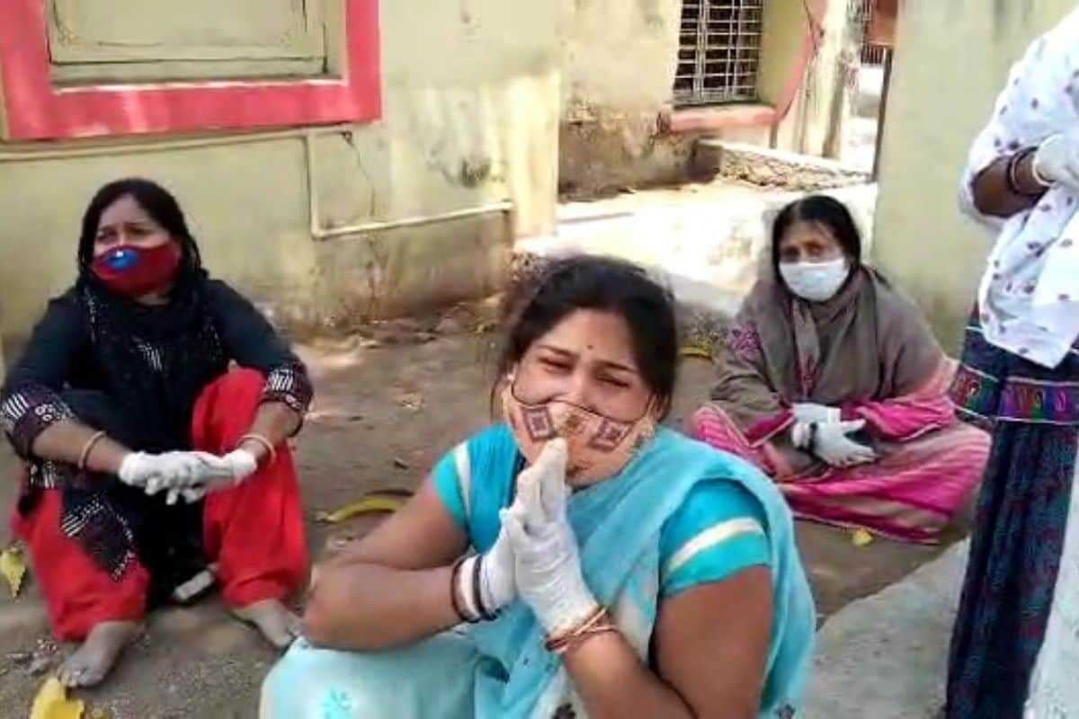 रेमडेसिविर की कमी, कोरोना की दवा रेमडेसिविर, कोरोना वैक्सीन अपडेट, कोरोना केसेज इन इंडिया, shortage of remdesivir, price of remdesivir, coronavirus latest update, corona vaccine update, Corona drug Remdesivir, corona cases in india, Corona drug remdesivir, Corona drug remdesivir cost, Corona drug remdesivir india, Gilead remdesivir drug, remdesivir drug quickly reduces infection of coronavirus patients covid 19 take full information here nodrss