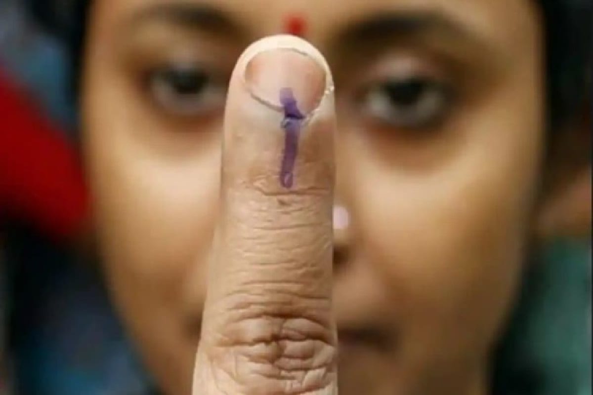 Madhupur By-Polls: मधुपुर उपचुनाव के लिए आज मतदान, 3.21 लाख वोटर BJP और JMM के प्रत्याशियों के भाग्य का फैसला
