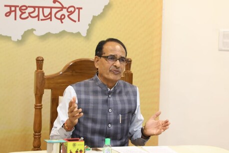 मध्य प्रदेश में 18 साल से अधिक उम्र के लोगों को एक मई से नहीं लगेगी कोरोना वैक्सीन.