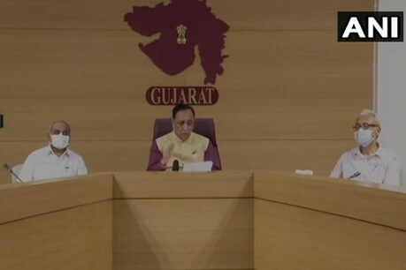 मुख्यमंत्री विजय रुपाणी ने कहा कि राज्य के तमाम निजी अस्पतालों के डॉक्टर कोरोना संक्रमितों का इलाज कर सकेंगे. ANI