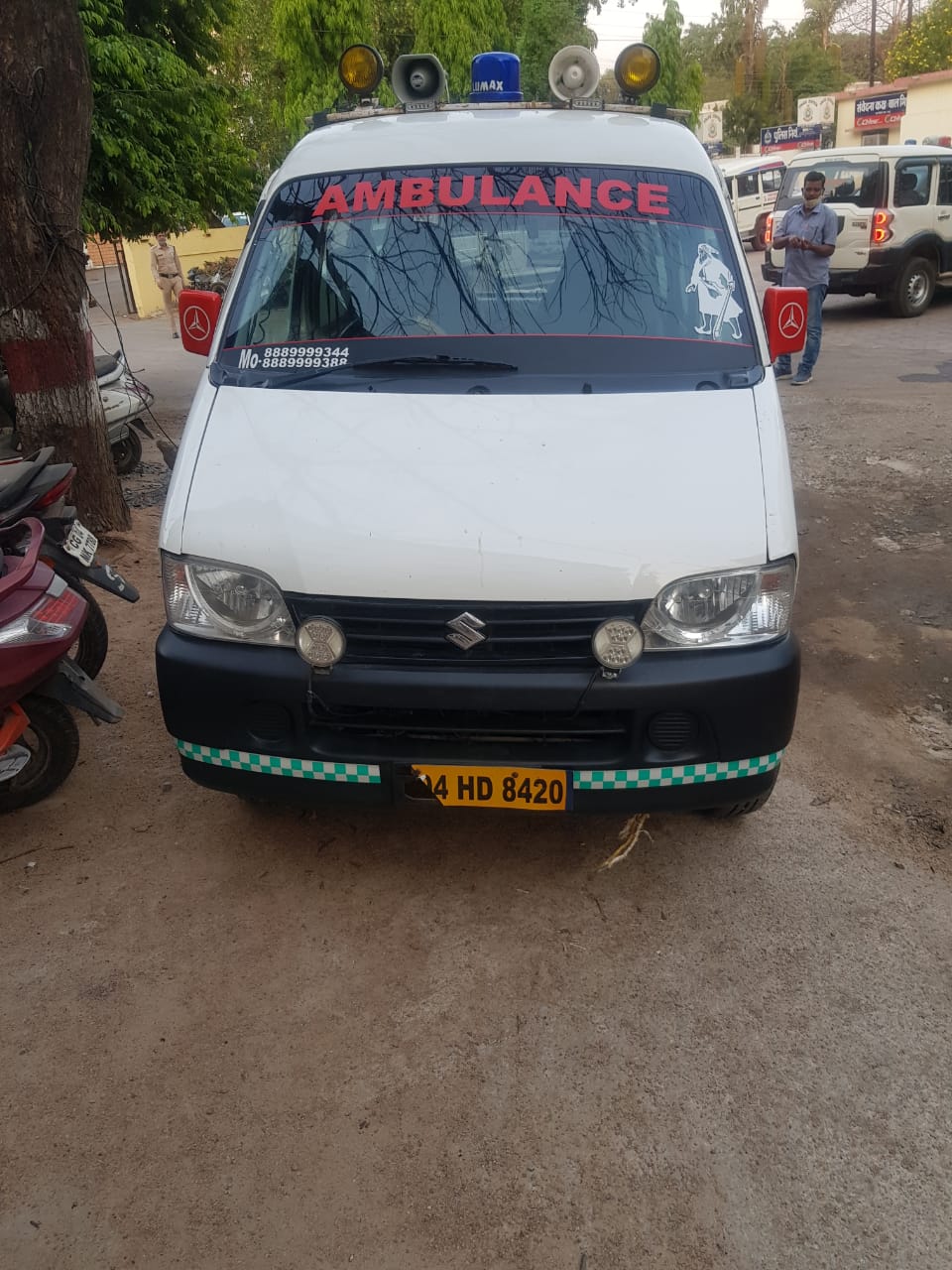 chhattisgarh news, chhattisgarh ambulance service, raipur news, raipur ambulnace service, छत्तीसगढ़ न्यूज़, रायपुर न्यूज़, छत्तीसगढ़ एंबुलेंस, रायपुर में एंबुलेंस
