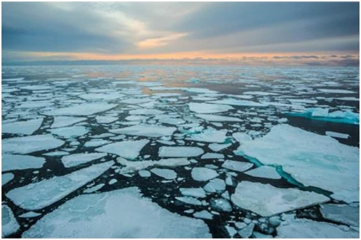 आर्कटिक में ग्लेशियर पिघलने से तेजी से हो रहा है मीथेन का रिसाव | Melting of ice sheets Arctic rapidly increase methane in environment study Viks – News18 हिंदी