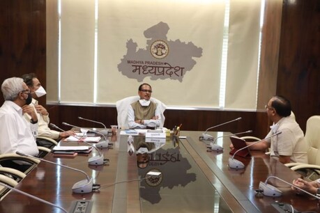 सीएम शिवराज ने लोगों से कोरोना गाइडलाइंस के पालन की अपील की है.