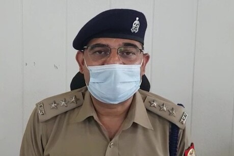 संभल के सीओ अरुण कुमार सिंह ने बताया कि बलात्कार के इस मामले में लड़की की मेडिकल जांच कराई जा रही है.