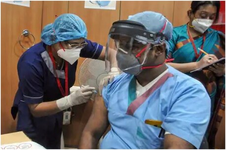 लोग शुरू में वैक्सीन लेने से झिझक रहे थे