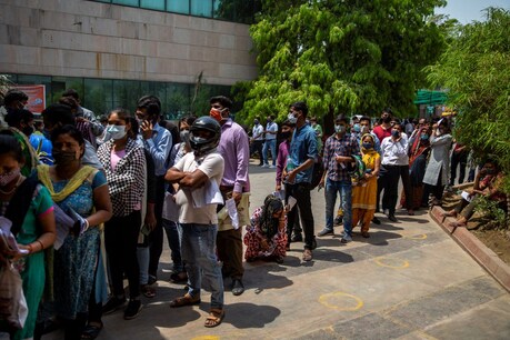 देश में कोरोना संक्रमण बेकाबू है. (Pic- AP)