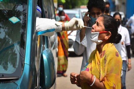 कोरोना से पीड़ित लोगों के ठीक होने की दर और गिरकर 89.51 प्रतिशत रह गई है.