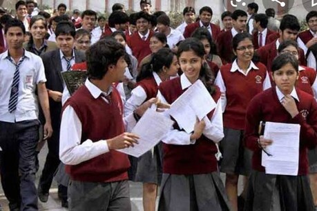 झारखंड में 4 मई से मैट्रिक और इंटर की परीक्षा होने वाली है.