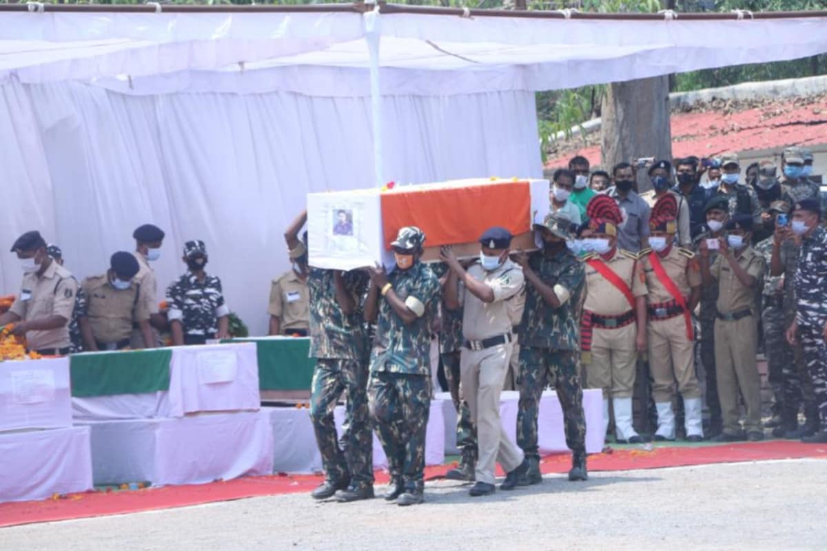 Bijapur Encounter: बस्तर में कमजोर नक्सलियों ने 1 महीने में 32 हत्याएं कर दीं, कुछ तो करो सरकार! 1 chhattisgarh News, Bijapur, Naxalite, Police, DRG, Naxalites encounter, नक्सली मुठभेड़, बीजापुर, छत्तीसगढ़, बस्तर, डीआरजी, पुलिस, Amit Shah, Bhupesh Baghel, अमित शाह, भूपेश बघेल