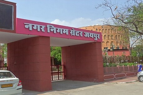 नगर निगम सफाई वाली कंपनी को नोटिस जारी करने वाली है.
