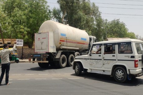 झारखंड के बोकारो से मध्य प्रदेश के सागर आ रहा ऑक्सीजन का टैंकर सुबह सागर पहुंच गया