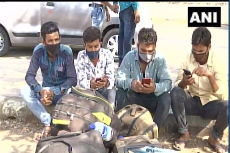 महाराष्ट्र में मुंबई, पुणे और नागपुर सहित कई जिलों में कोरोना के मामले लगातार बढ़ रहे हैं.