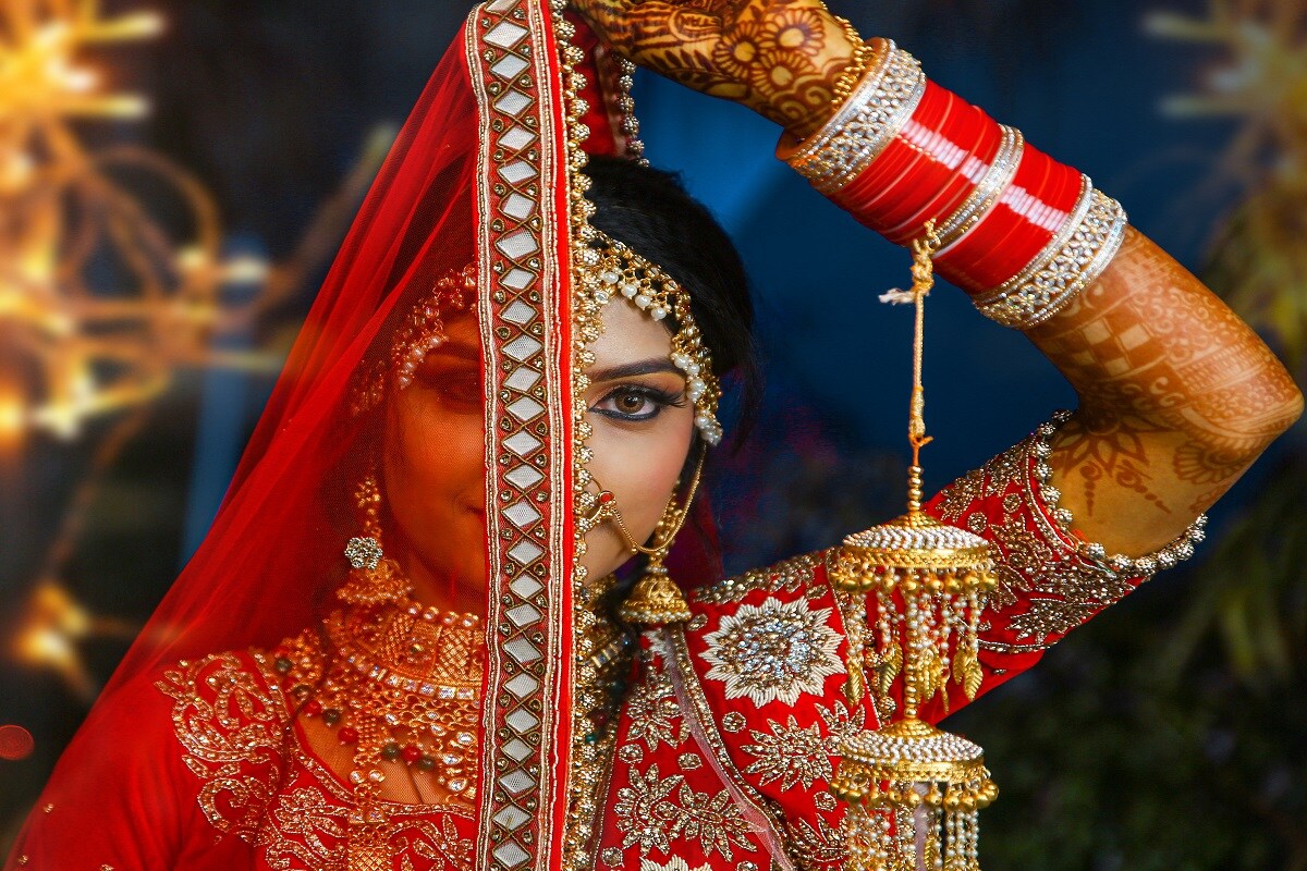 151 Top Bridal Photography wedding dress, #Bride, Indian, #Wedding, Photo…  | Indian bridal photos, Indian wedding couple photography, Indian bride  photography poses