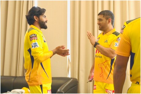 IPL 2021: रवींद्र जडेजा पिछले सीजन में सिर्फ 8 विकेट ले सके थे. (फोटो रवींद्र जडेजा के टि्वटर अकाउंट से)