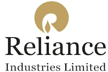 रिलायंस के नेट प्रॉफिट में 34.8% का उछाल, 7 रुपए प्रति शेयर डिविडेंड घोषित