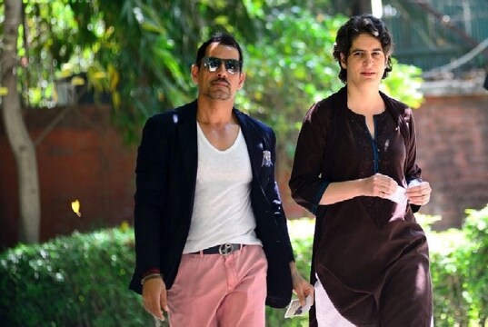 रॉबर्ट वाद्रा को आईटी नोटिस का जवाब देने मिला और समय. (PTI)