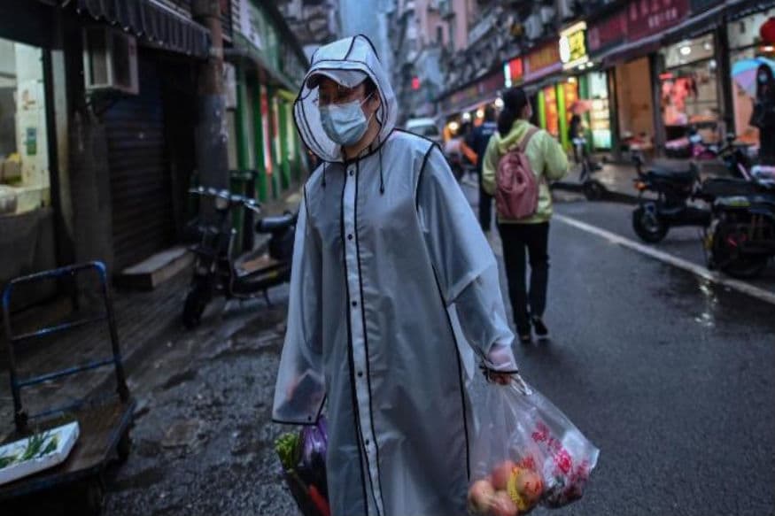 Beggars with QR code China