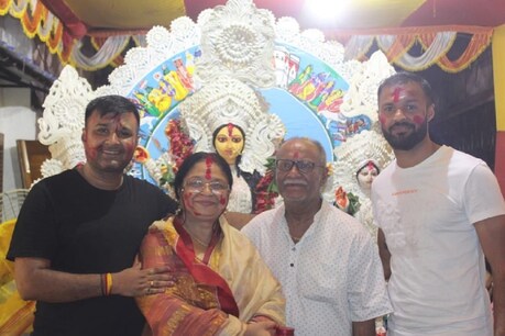 मां की कोरोना से मौत के बाद अरिंदम भट्टाचार्य बने फ्रंट लाइन वॉरियर (फोटो-अरिंदम भट्टाचार्य instagram)