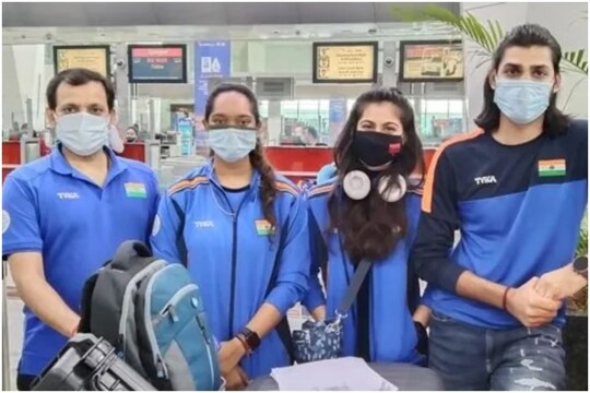 ढाई महीने के ट्रेनिंग सह प्रतियोगिता दौरे  के लिए जा रहे निशानेबाज (ISSF/Twitter)
