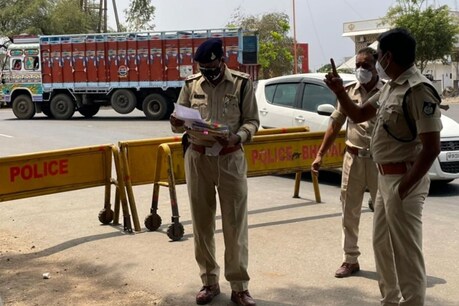 मप्र में किसानों के प्रदर्शन को लेकर तैनात पुलिस.
