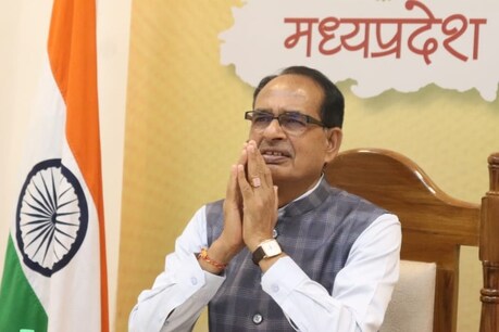 कोर ग्रुप की बैठक में बताया गया कि मध्य प्रदेश में कोरोना संक्रमण के मामले में कमी आई है.