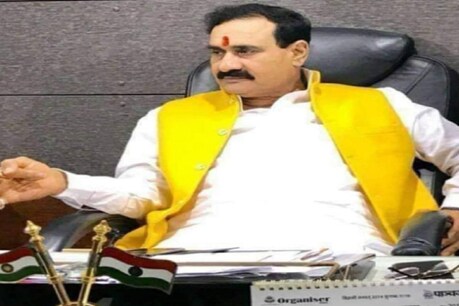 bhopal. नरोत्तम मिश्रा भोपाल में पत्रकारों से चर्चा कर रहे थे.