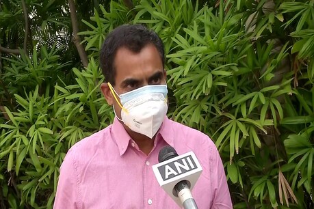 पेटा इंडिया के सीईओ मणिलाल वलियेते ने कहा कि इंसानों के जरिए ही फैल रहा कोरोना