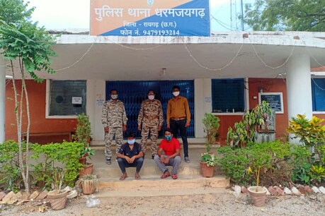 दोनों आरोपी धरमजयगढ़ पुलिस की हिरासत में हैं.