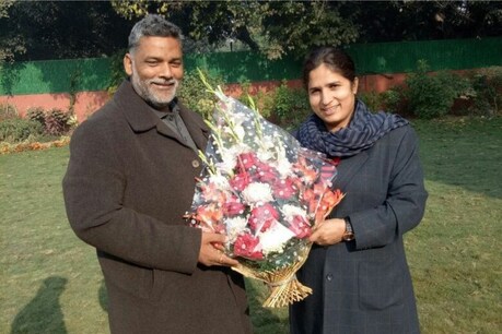 मधेपुरा के पूर्व सांसद और जाप नेता पप्पू यादव की गिरफ्तारी के बाद उनकी पत्नी और कांग्रेस नेता रंजीत रंजन ने ट्वीट करके मुख्यमंत्री नीतीश कुमार को चेतावनी दी है.