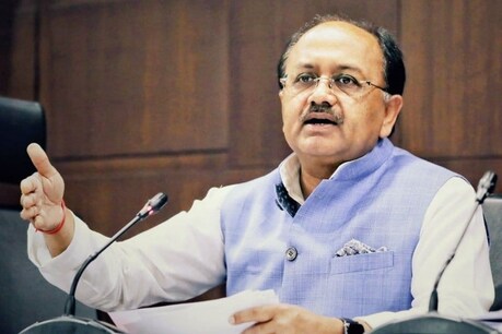 योगी सरकार के मंत्री सिद्धार्थनाथ सिंह का तंज (File photo)