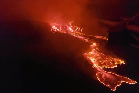 Mount Niragongo, an active volcano in the city of Goma, Congo. (Reuters/22 May 2021)