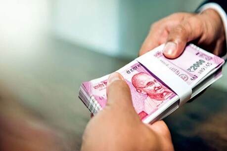 ये कंपनी दो साल तक देगी सैलरी