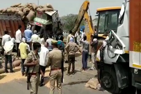 सड़क हादसे में दो की मौत