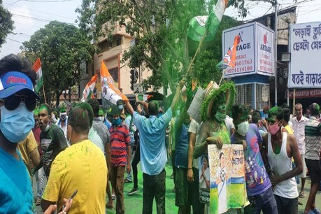Assembly Elections 2021 Result: न्यूज एजेंसी ANI ने कालीघाट में टीएमसी समर्थकों के जश्न की तस्वीरें और वीडियो शेयर की हैं.