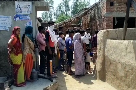 लखीमपुर खीरी में एक भांजे ने अपने ही मामा की जघन्य हत्य कर दी.