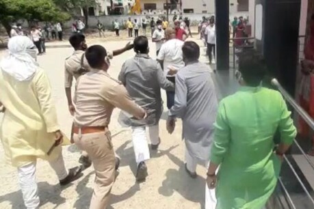 कोरोना टीका लगवान पहुंचे युवक को मारने दौड़े मंत्री रविंद्र जायसवाल.