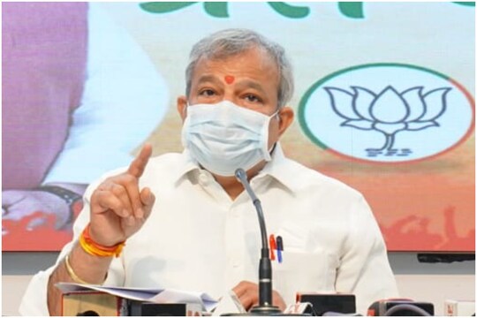 दिल्ली और हरियाणा के बीच पानी को लेकर सुप्रीम कोर्ट पहुंचे विवाद में दिल्ली सरकार को मायूसी हाथ लगी है. 