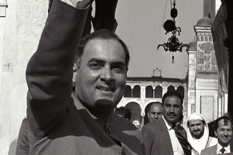 राजीव गांधी की पुष्कर तीर्थ में बेहद आस्था थी. यहां वे खास तौर से ब्रह्माजी के मंदिर में दर्शन के लिए आते थे.