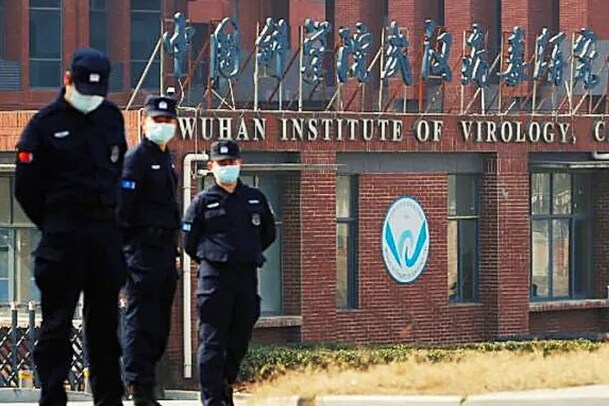 अब ब्रिटिश साइंस राइटर ने उठाए कोरोना की उत्पत्ति पर सवाल, क्या फिर घिरेगा चीन