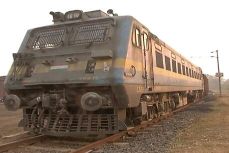 JABALPUR. प.म.रेलवे ने कुल मिलाकर 2 महीनों में 7.63 मीट्रिक टन माल की ढुलाई की गई जो पिछले साल के मुकाबले दोगुनी है