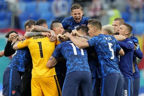 EURO 2020: स्लोवाकिया ने पोलैंड को हराया (फोटो-एएफपी)