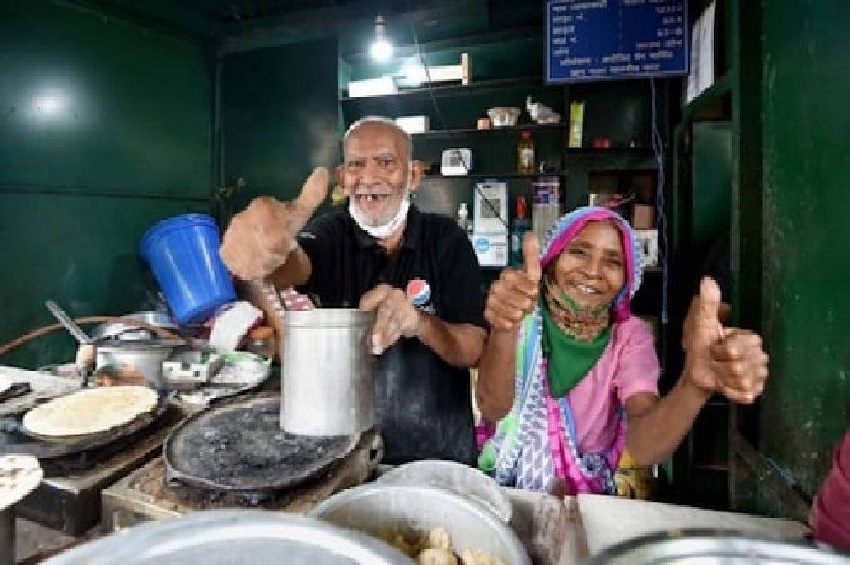 Baba Ka Dhaba: ढाबे वाले बाबा के सुख भरे दिन खत्म, बंद हो गया नया रेस्टोरेंट, पुरानी जिंदगी में लौटे
