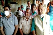 प्रधान चुनाव हारने पर किया धर्म परिवर्तन का ऐलान, समझाने घर पहुंचे बीजेपी नेता