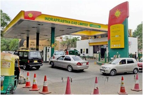 Now You Will Get Cng On Road No Need To Go To Cng Pumps Dharmendra Pradhan Indraprasth Gal Limited Achs Atz News
