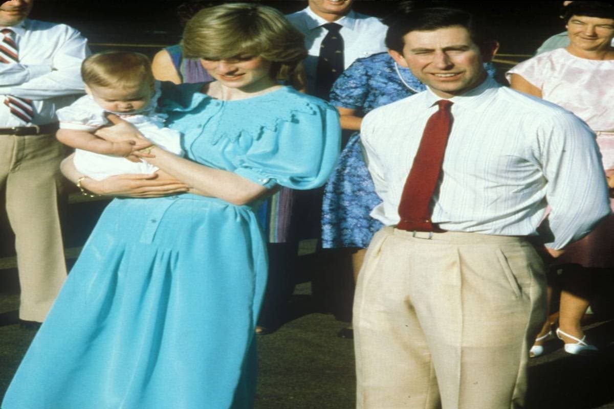 princess diana,diana,Britain, Diana Wedding Gown, Princess Diana, Princess Diana Story, Princess Diana life, Princess Diana wedding, princess diana wedding gown designer