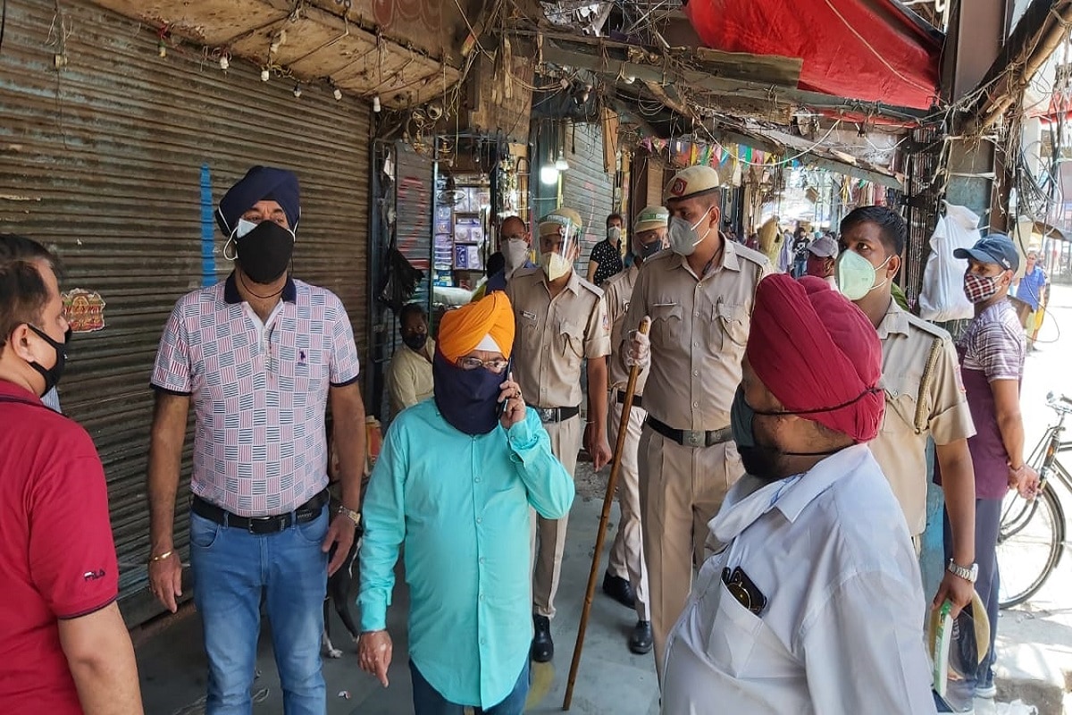 Coronavirus, COVID-19, Delhi Government, Delhi markets, Delhi Unlock, Markets Reopen, कोरोना संक्रमण कोविड-19 दिल्ली सरकार दिल्ली बाजार दिल्ली अनलॉक बाजारों का पुनः खुलना