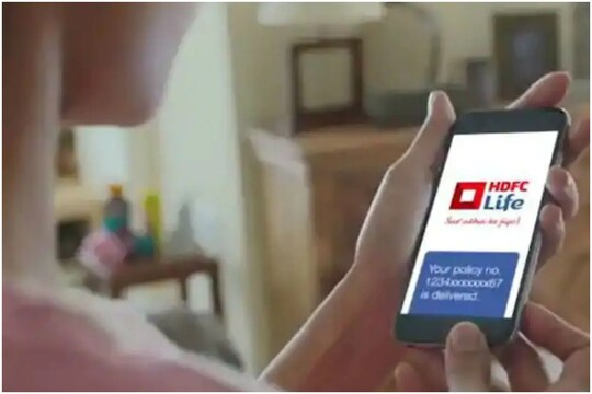 HDFC Life इस साल अपने पॉलिसीहोल्‍डर्स को पिछले साल से 44 फीसदी ज्‍यादा बोनस देगी. 